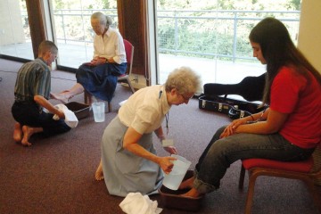 Footwashing2011