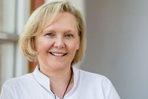 Head shot of Anne-Cathy Graber